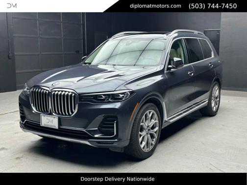 Gray 2020 BMW X7 xDrive40i