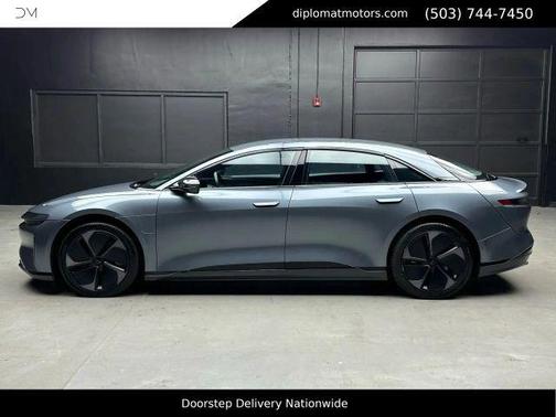 Quantum Grey Metallic 2024 Lucid Air Touring