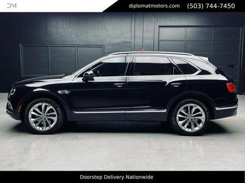 Black 2017 Bentley Bentayga W12