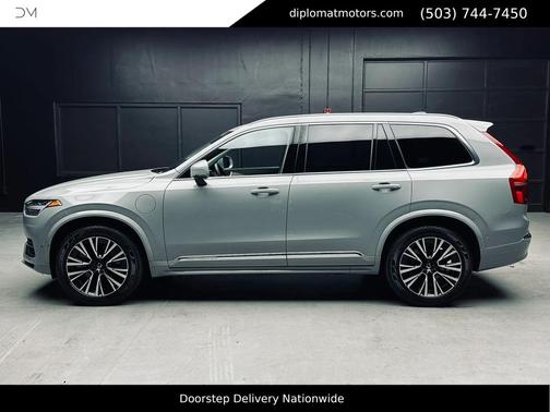 Vapour Grey Metallic 2024 Volvo XC90 Recharge Plug-In Hybrid T8 Plus Bright Theme 7-Seater
