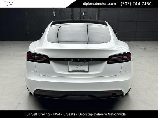 Pearl White Multi-Coat 2024 Tesla Model S Long Range
