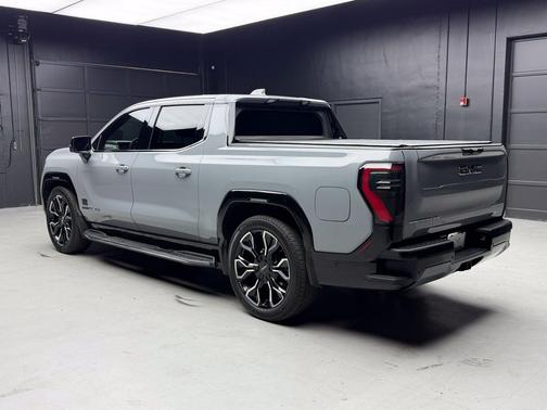 Thunderstorm Gray 2024 GMC Sierra EV Denali Edition 1