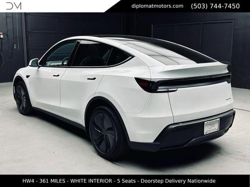 White 2026 Tesla Model Y Premium All-Wheel Drive