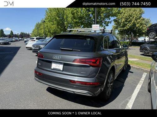 Manhattan Gray Metallic 2021 Audi Q5 45 Premium