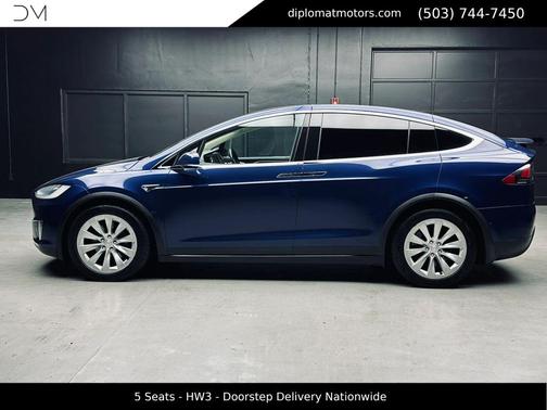 Deep Blue Metallic 2018 Tesla Model X 75D