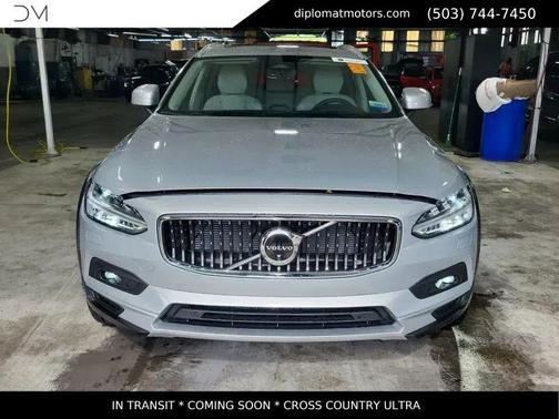 Silver Dawn Metallic 2025 Volvo V90 Cross Country Ultra, B6 AWD Gas (mild hybrid)