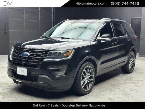 White Platinum Metallic Tri-Coat 2017 Ford Explorer sport