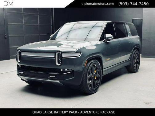 El Cap Granite 2024 Rivian R1S Adventure Quad Motor Large Pack