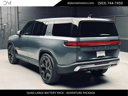 El Cap Granite 2024 Rivian R1S Adventure Quad Motor Large Pack