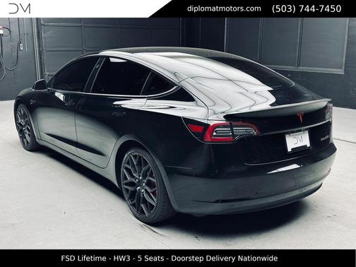 Pearl White Multi-Coat 2021 Tesla Model 3 Performance