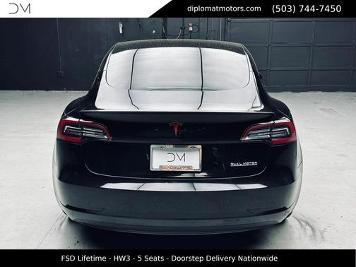 Pearl White Multi-Coat 2021 Tesla Model 3 Performance