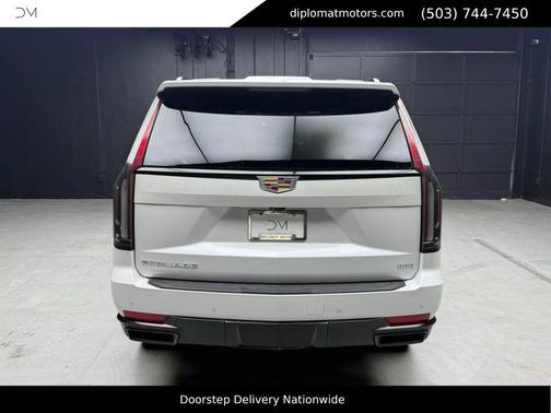 Crystal White Tricoat 2022 Cadillac Escalade Sport