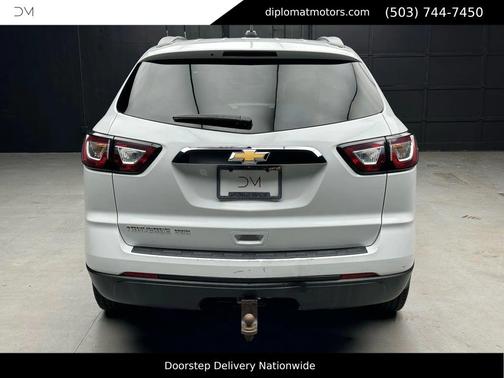 Summit White 2017 Chevrolet Traverse LS