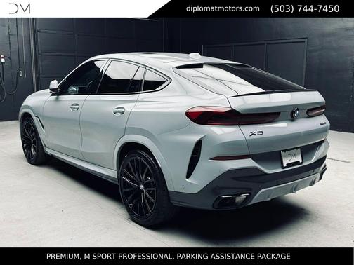 Brooklyn Grey Metallic 2025 BMW X6 xDrive40i