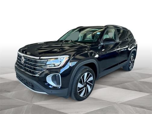 2024 Volkswagen Atlas 2.0T SE w/ Technology