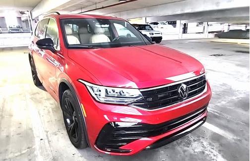 2024 Volkswagen Tiguan 2.0T SE R-Line Black