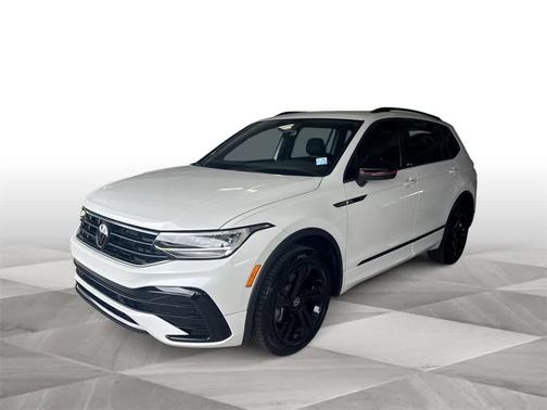 2023 Volkswagen Tiguan 2.0T SE R-Line Black