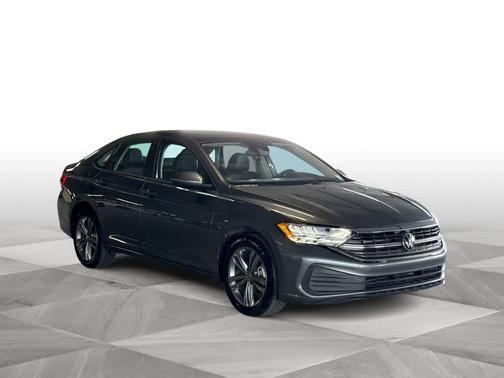 Platinum Gray Metallic 2024 Volkswagen Jetta 1.5T SE