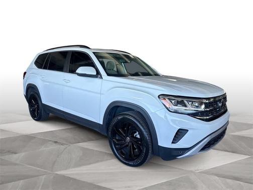 2023 Volkswagen Atlas 2.0T SE w/ Technology