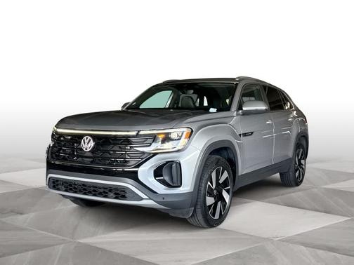 Silver Bird Metallic 2024 Volkswagen Atlas Cross Sport 2.0T SE w/ Technology