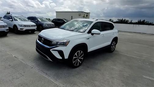 2023 Volkswagen Taos 1.5T SE