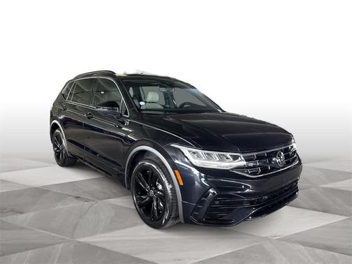 2024 Volkswagen Tiguan 2.0T SE R-Line Black