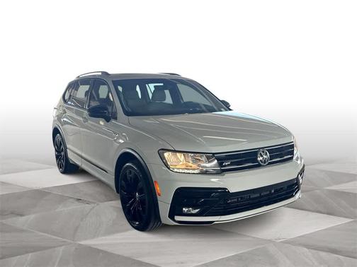 2021 Volkswagen Tiguan 2.0T SE R-Line Black