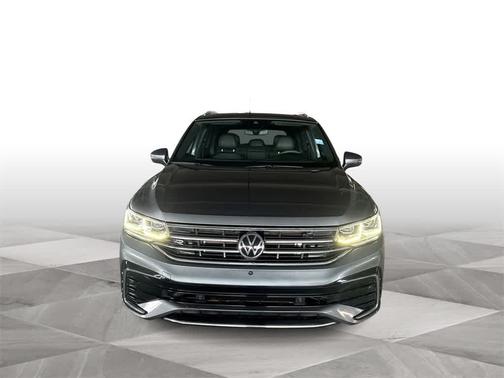 2022 Volkswagen Tiguan 2.0T SEL R-Line
