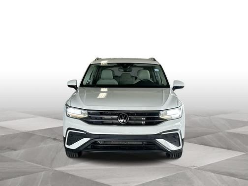 Pure White 2023 Volkswagen Tiguan 2.0T S