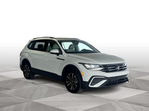 Pure White 2023 Volkswagen Tiguan 2.0T S