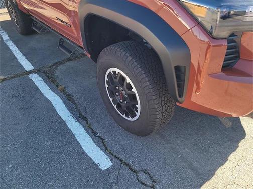 2025 Toyota Tacoma TRD Off Road