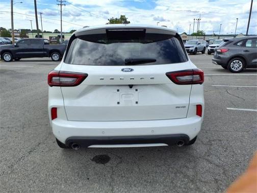 2023 Ford Escape ST-Line Elite