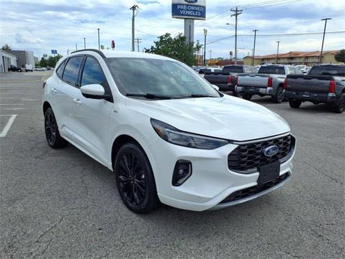 2023 Ford Escape ST-Line Elite