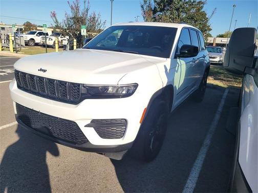 2023 Jeep Grand Cherokee Altitude