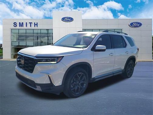 2024 Honda Pilot Touring 8-Passenger