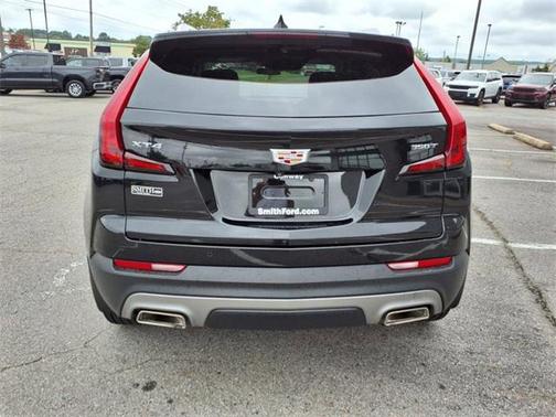 2021 Cadillac XT4 Premium Luxury