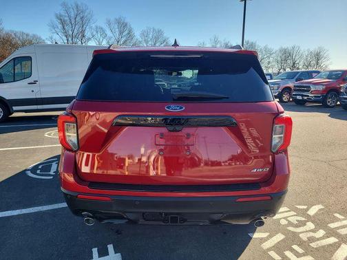 2023 Ford Explorer ST-Line