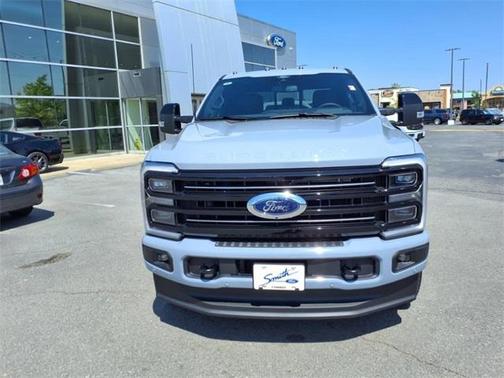 2025 Ford F-250 Platinum