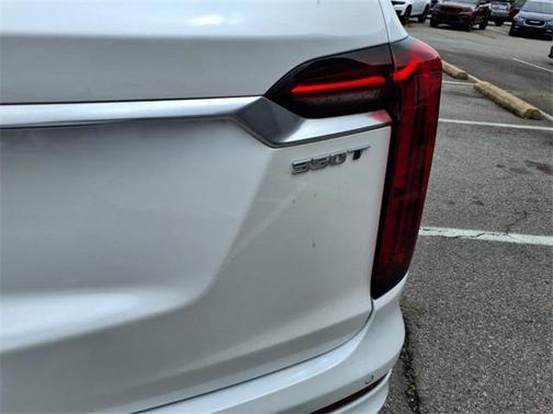 2024 Cadillac XT6 Luxury FWD