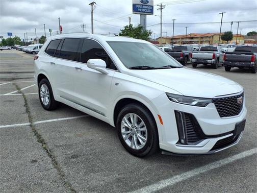 2024 Cadillac XT6 Luxury FWD