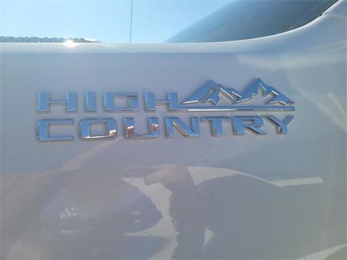 2022 Chevrolet Silverado 2500 High Country
