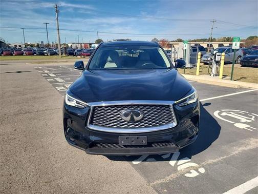 2024 INFINITI QX50 LUXE