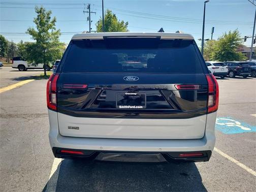 2025 Ford Expedition Tremor
