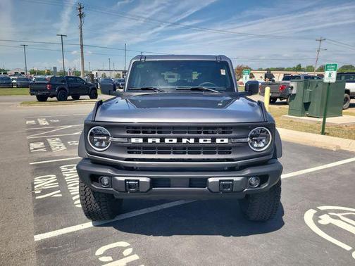 Carbonized Gray Metallic 2026 Ford Bronco Big Bend
