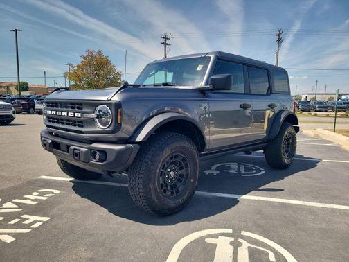 Carbonized Gray Metallic 2026 Ford Bronco Big Bend