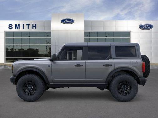Carbonized Gray Metallic 2026 Ford Bronco Big Bend
