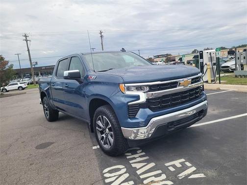 2024 Chevrolet Silverado 1500 LT