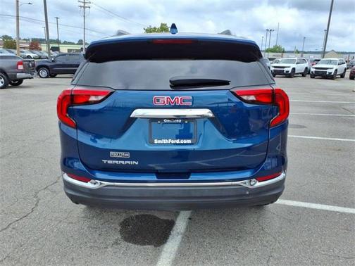 2021 GMC Terrain SLT