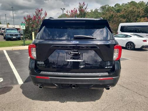 2022 Ford Explorer ST-Line