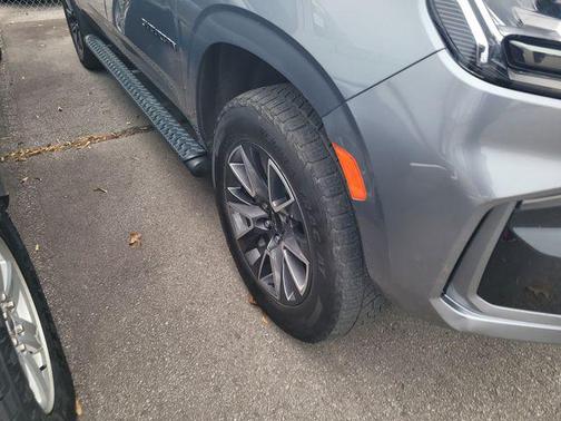 2022 Chevrolet Suburban 4WD Z71